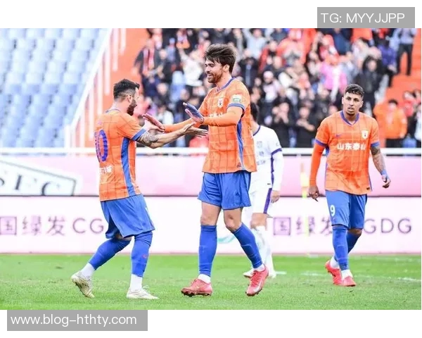 中超最佳阵容揭晓法比奥瓦科领衔蓉城海港球员表现突出