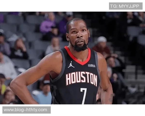 杜兰特谈火箭新赛季压力期待球队在聚光灯下展现实力 杜兰特谈火箭新赛季压力期待球队在聚光灯下展现实力