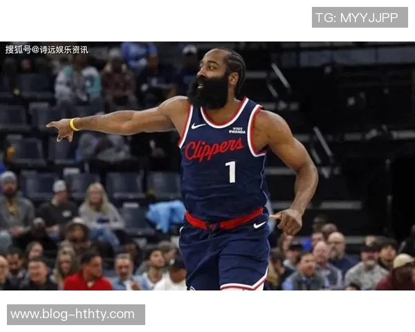 哈登称小卡运球投三分能力出众现在更主动增加出手次数